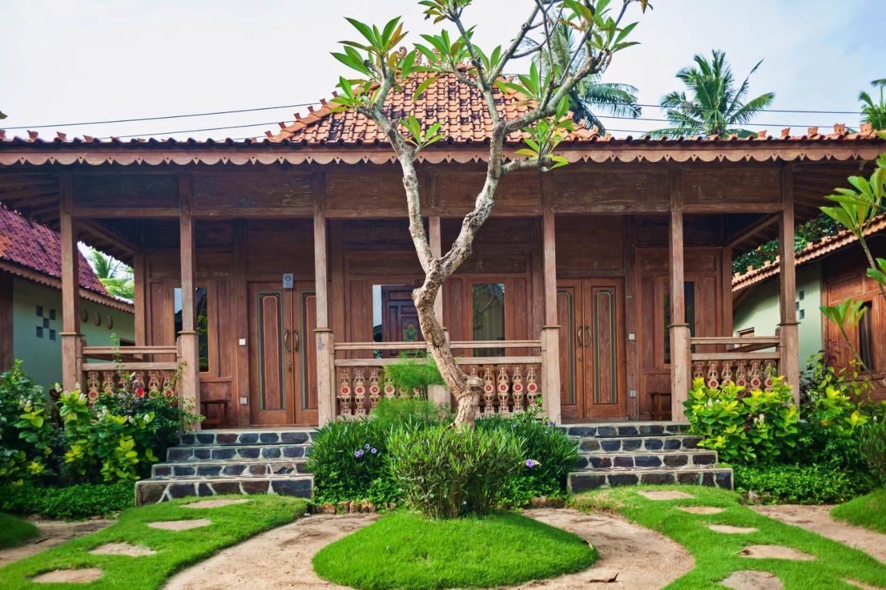 Deluxe Twin Bungalow Garden View